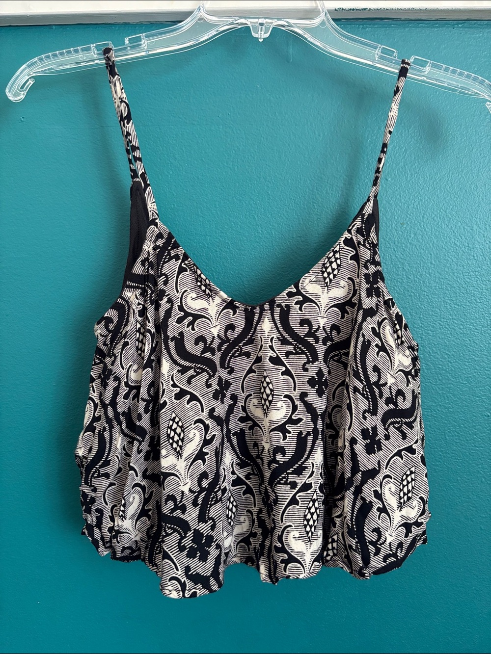Angie Black & White Printed Spaghetti Strap Crop Top